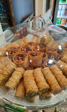 Plateau de baklavas et douceurs orientales